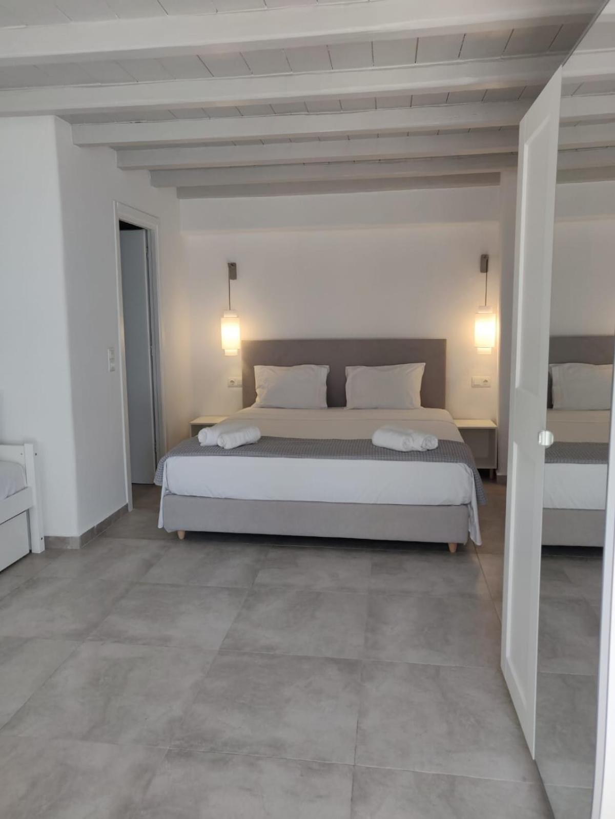 Eleven Keys Apartments Mykonos Town Extérieur photo